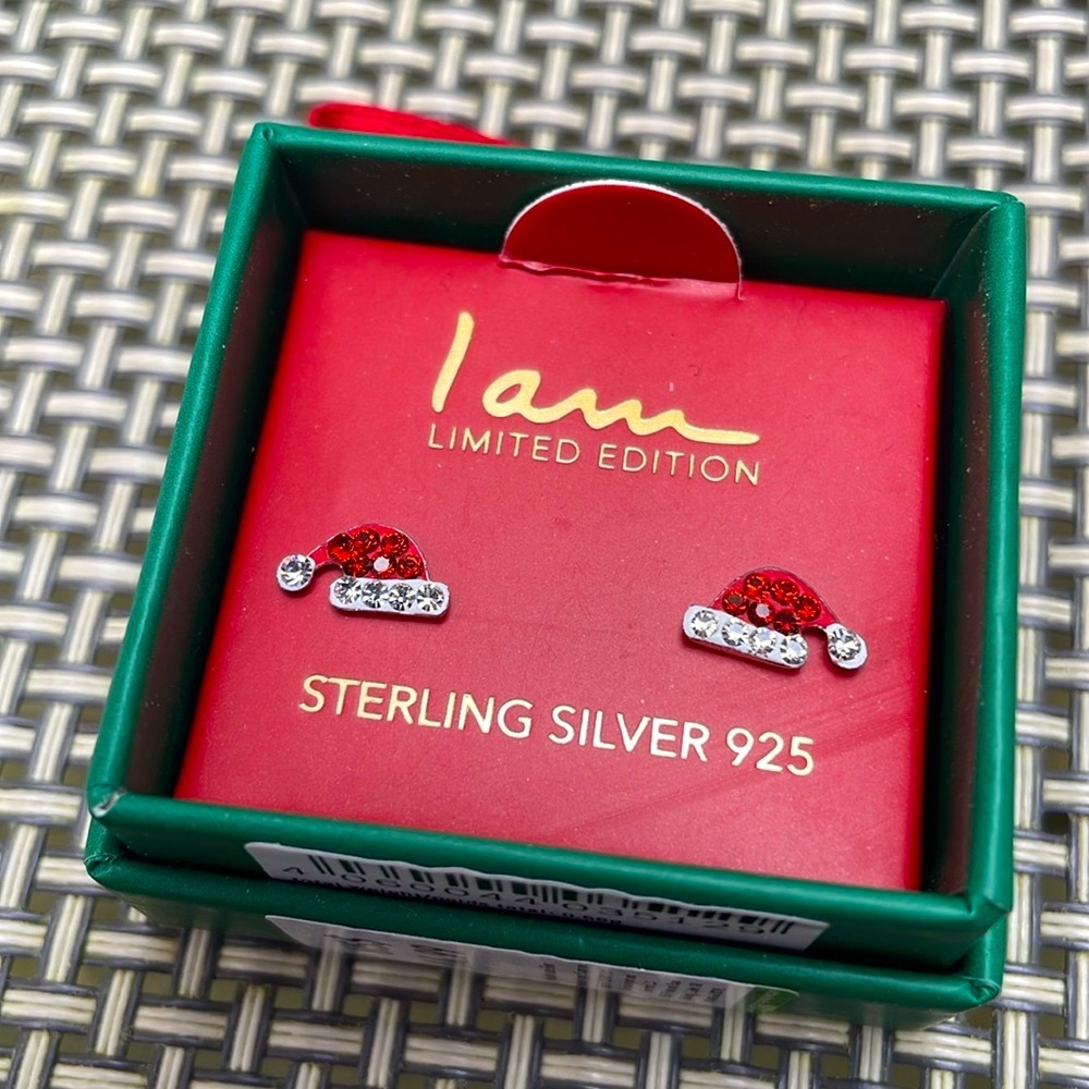 ⚜️I Am Sterling Silver Santa Hat Stud Earrings! NWT!